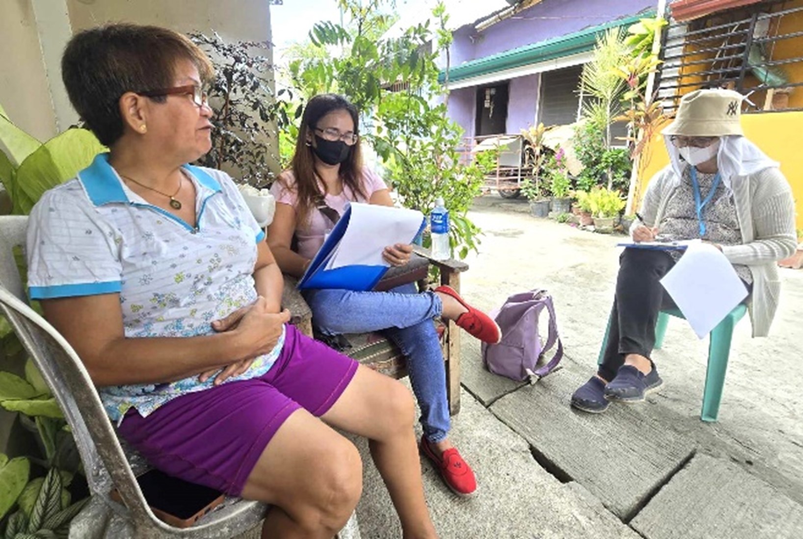 civil society representatives from Iloilo City gathering data on the $3 million local socialized housing project. The activity was a collaboration with the City Government of Iloilo and concerned national government agencies and supported by USAID’s Cities for Enhanced Governance and Engagement (CHANGE) Project