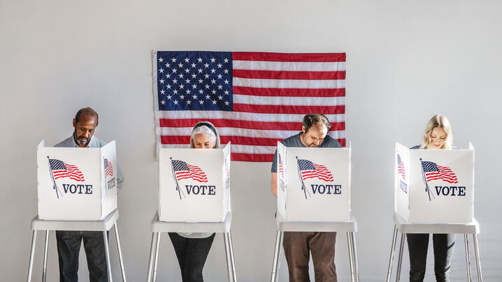 Image of people voting 