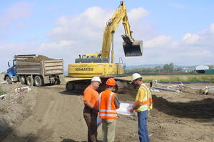 Building infrastructure Building infrastructure